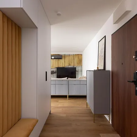 Grzegorzecka Modern Living With Free Parking By Downtown Apartment Krakow